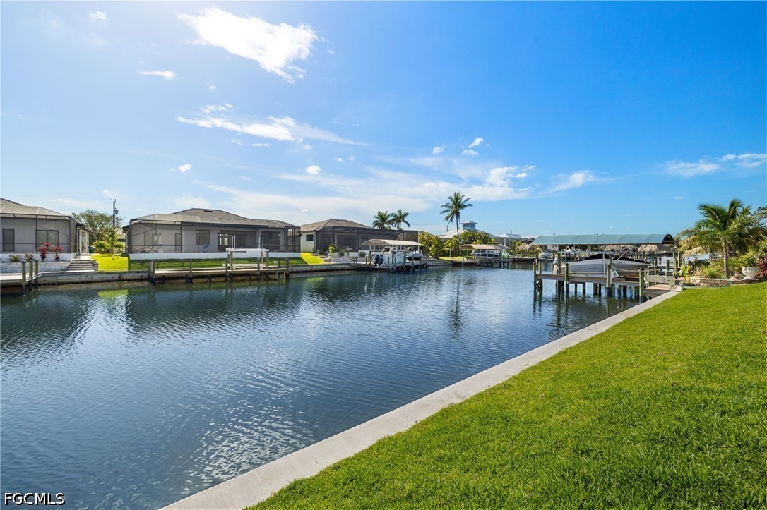 3 Bed Pool Home for Sale in Cape Coral, photo 39