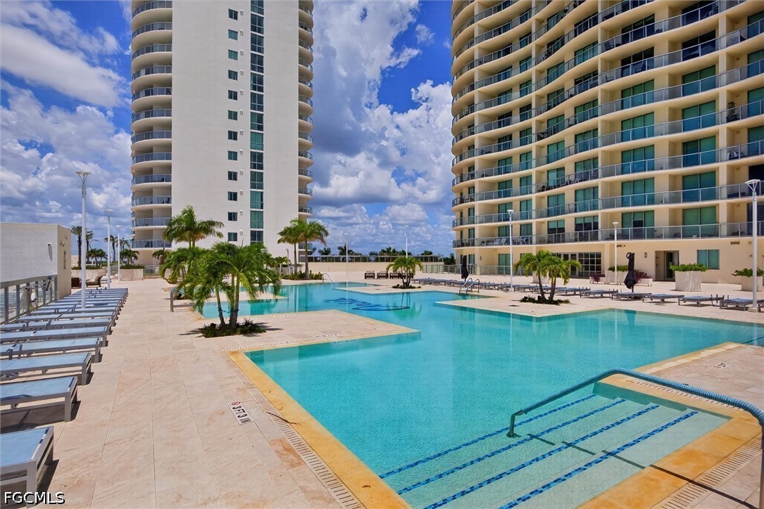 2 Bed Waterfront Home for Sale in Oasis, photo 39