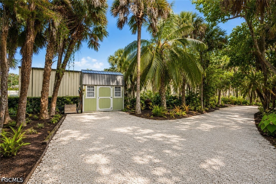 4 Bed Waterfront Home for Sale in Labelle, photo 39