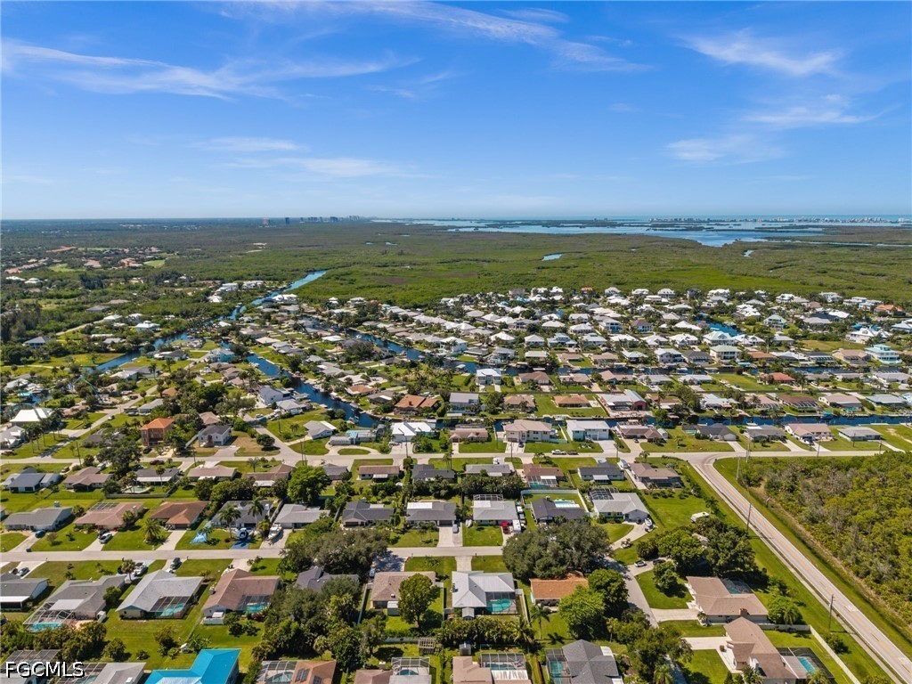 3 Bed Pool Home for Sale in Fort Myers, photo 39