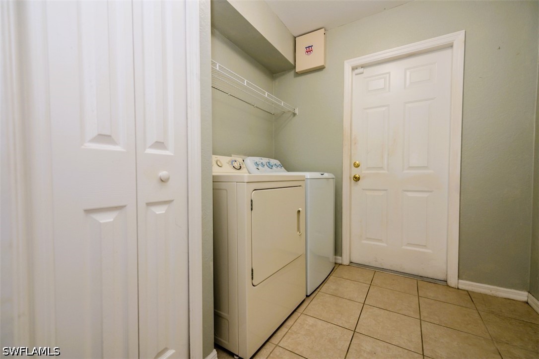 4 Bed SingleFamilyResidence for Sale in Cape Coral, photo 39