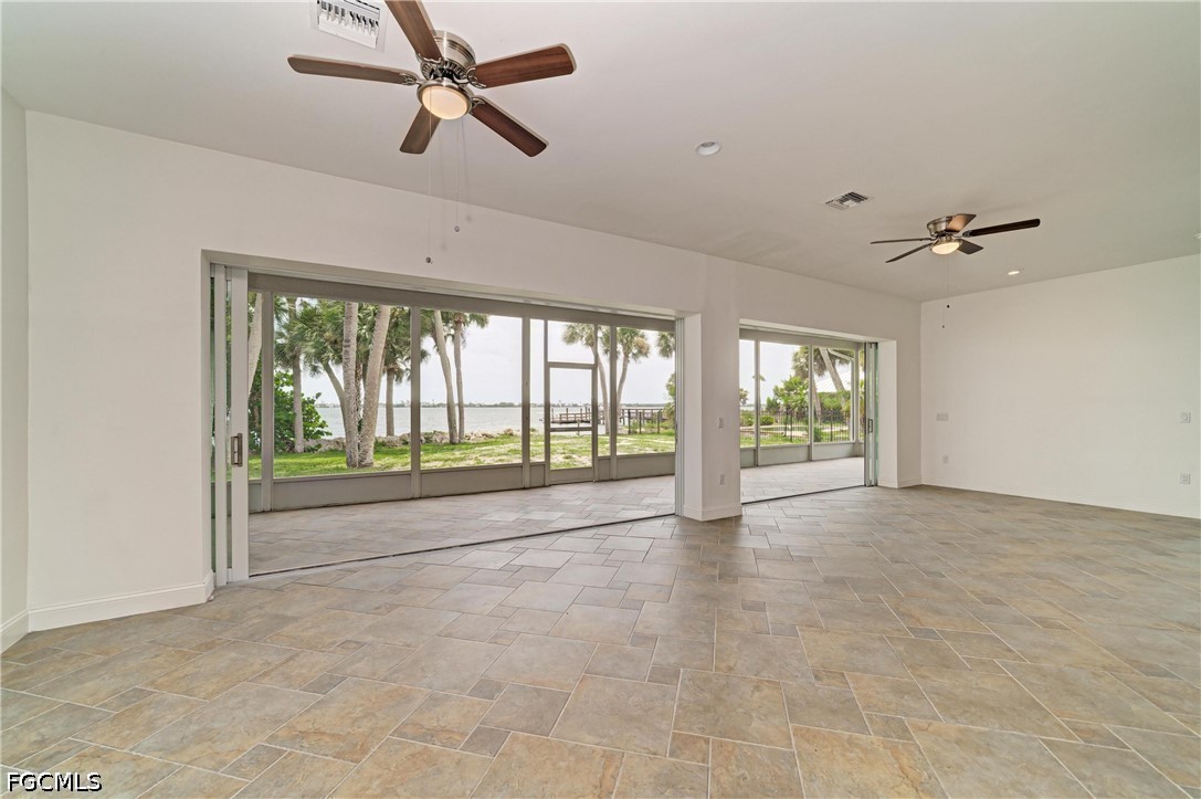 3 Bed Waterfront Home for Sale in Englewood, photo 39