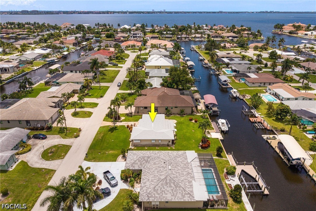 3 Bed Waterfront Home for Sale in Cape Coral, photo 39