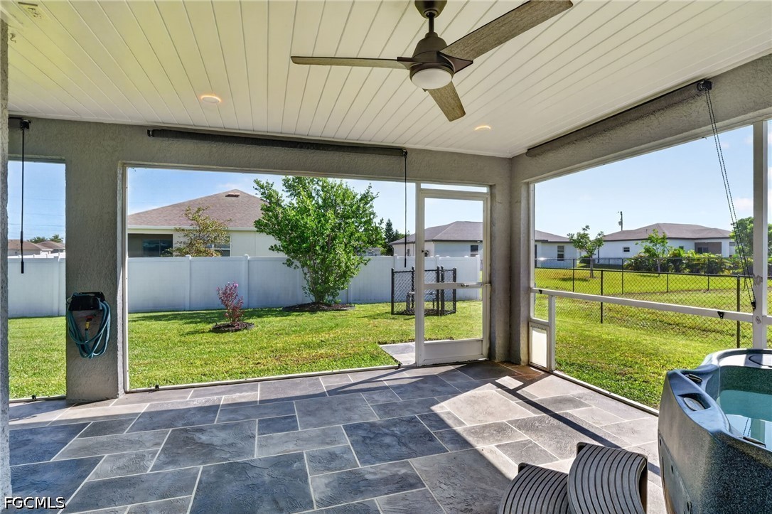 3 Bed SingleFamilyResidence for Sale in Cape Coral, photo 39