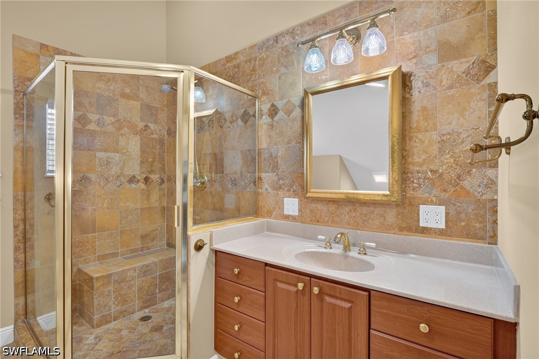 3 Bed Waterfront Home for Sale in River Place, photo 39
