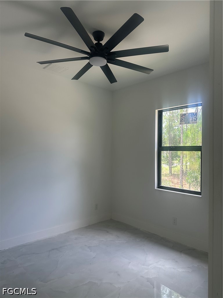 4 Bed SingleFamilyResidence for Sale in Lehigh Acres, photo 39