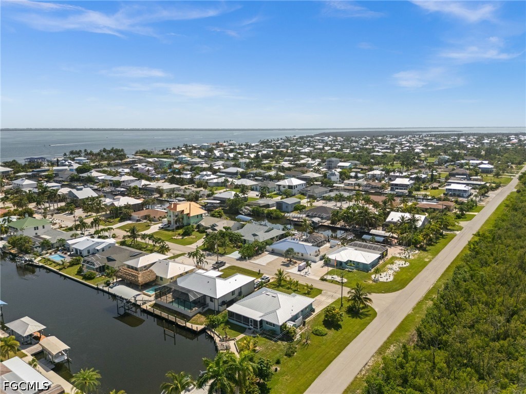 3 Bed Waterfront Home for Sale in St James City, photo 39