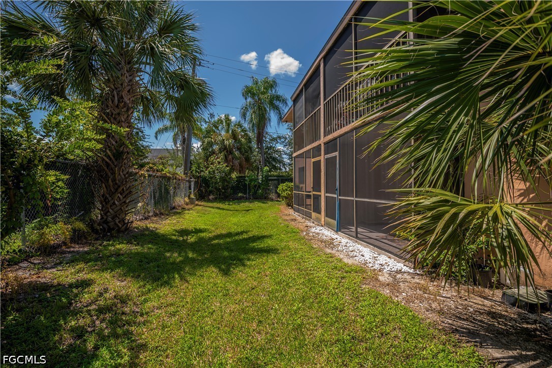 2 Bed Condominium for Sale in Fort Myers, photo 39