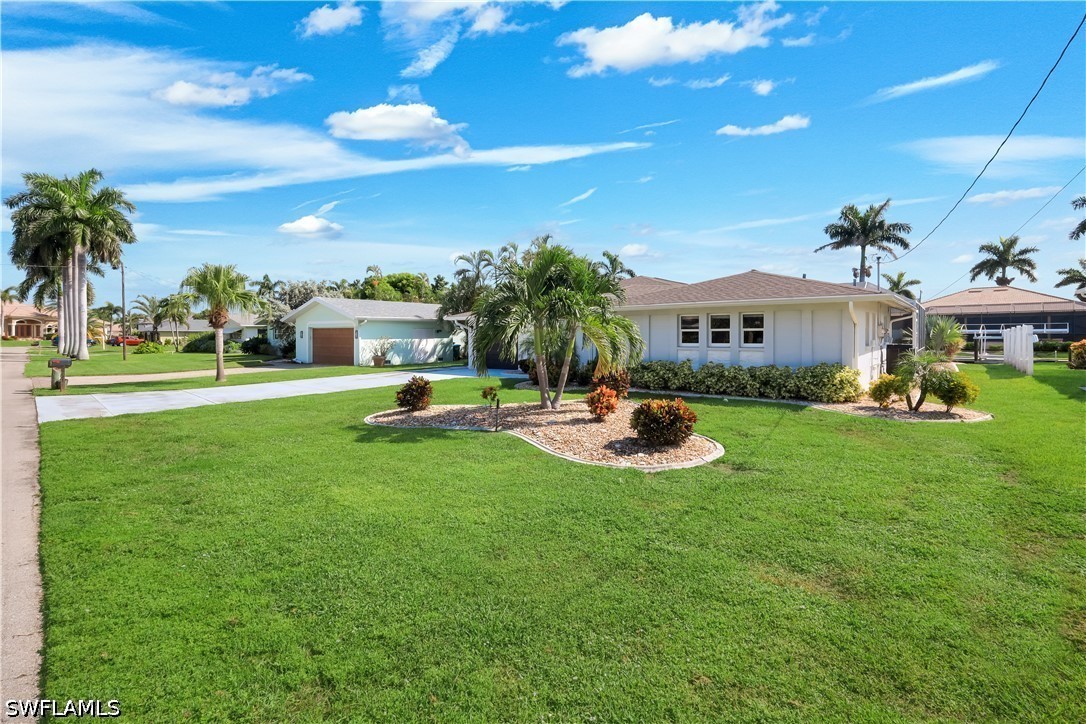 3 Bed Pool Home for Sale in Cape Coral, photo 39