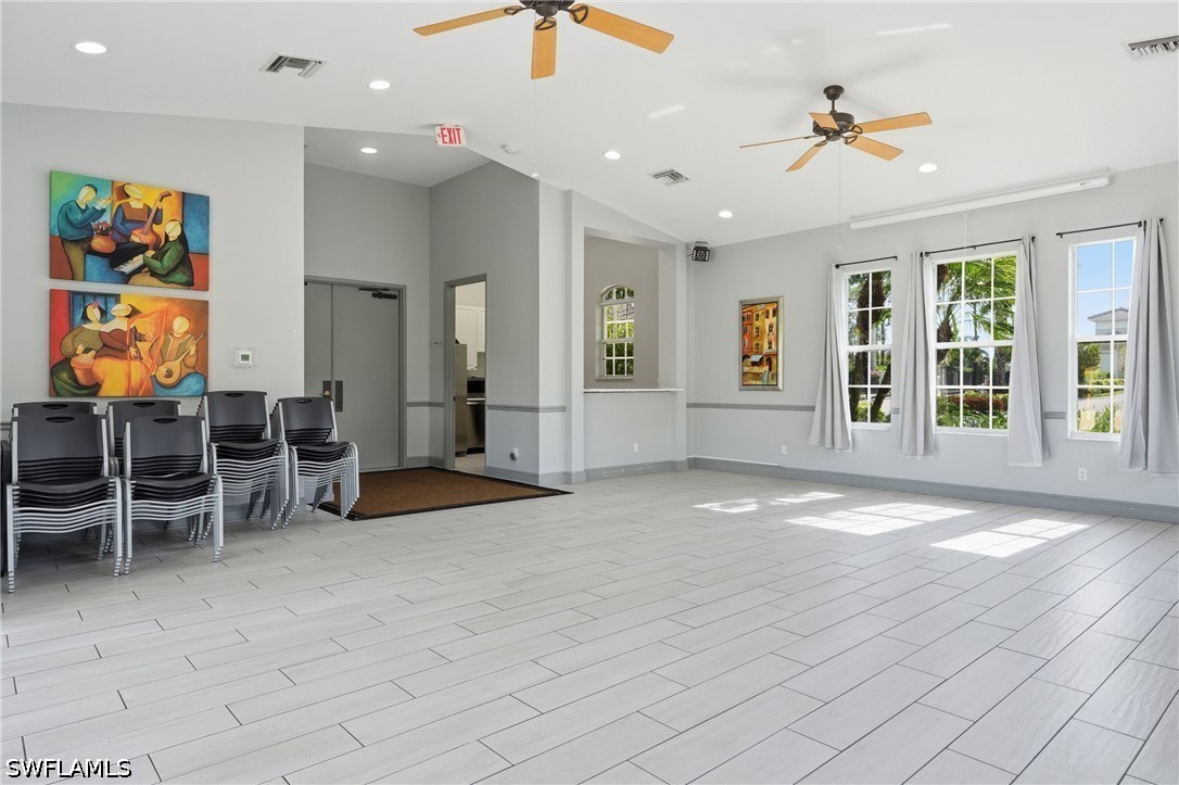2 Bed Condominium for Sale in Mariposa, photo 39