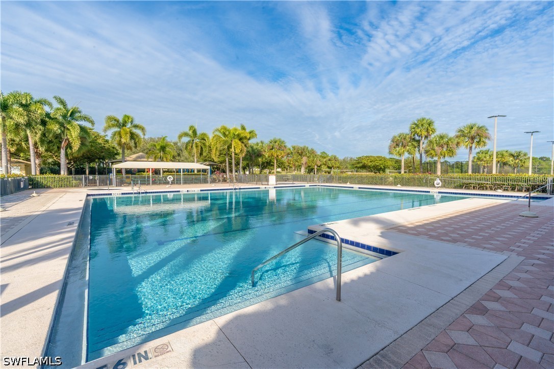4 Bed Pool Home for Sale in Stoneybrook, photo 39