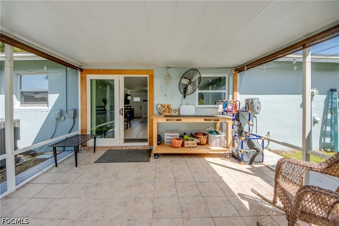 3 Bed SingleFamilyResidence for Sale in Naples, photo 39