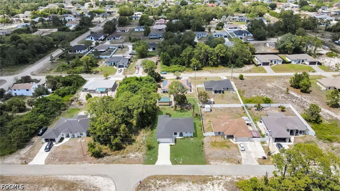 3 Bed SingleFamilyResidence for Sale in Lehigh Acres, photo 39