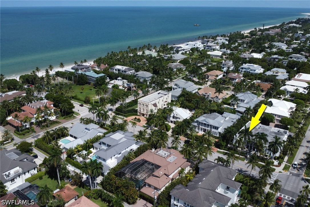 2 Bed Condominium for Sale in Naples, photo 39