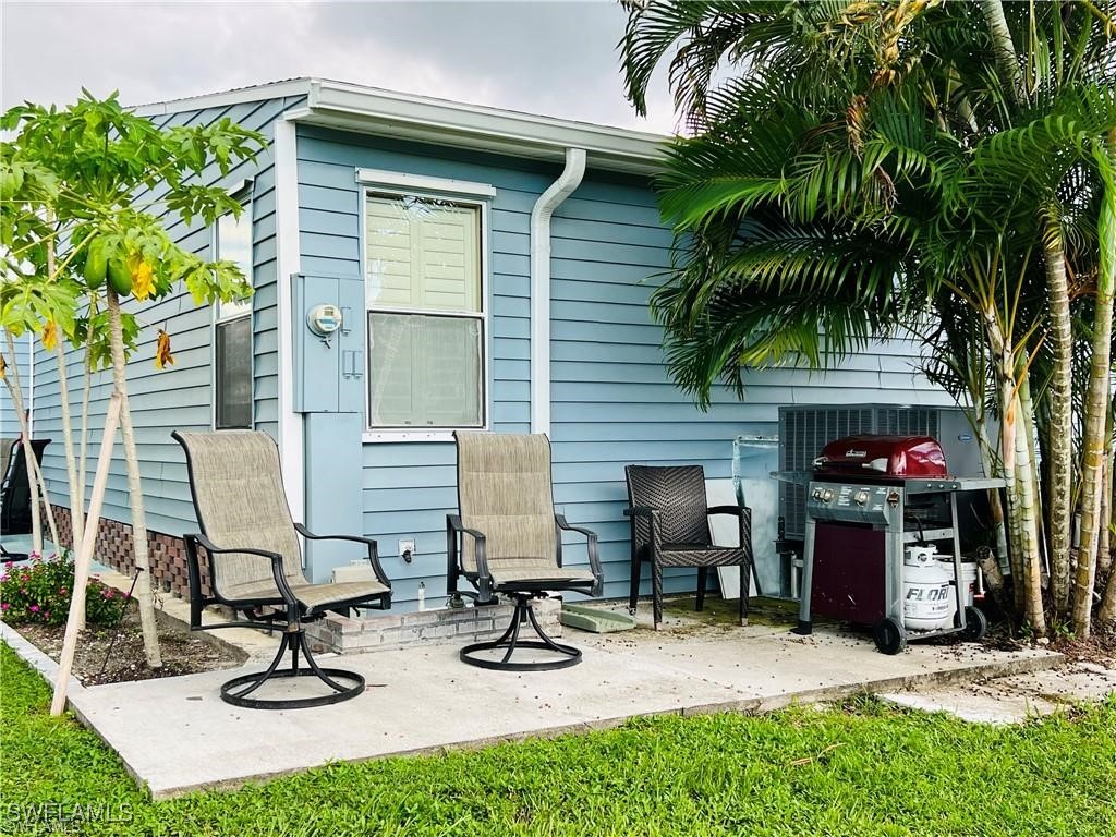 2 Bed ManufacturedHome for Sale in Naples, FL, $208,000 — photo 40