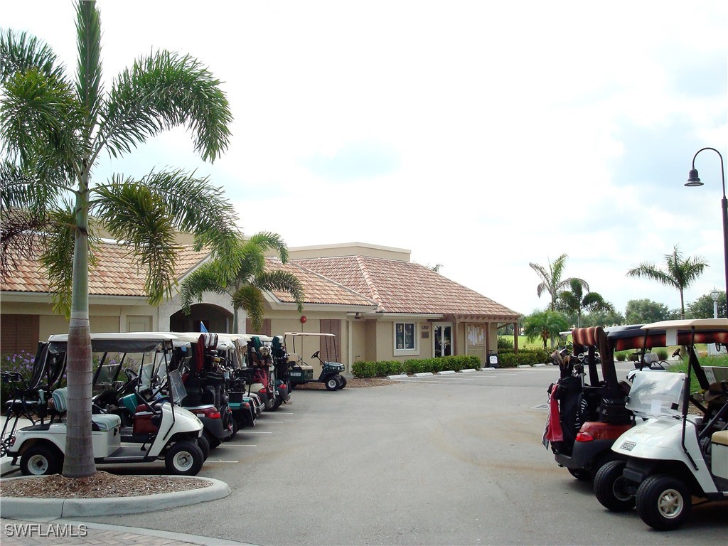 3 Bed Condominium for Sale in Cavendish Court, photo 40