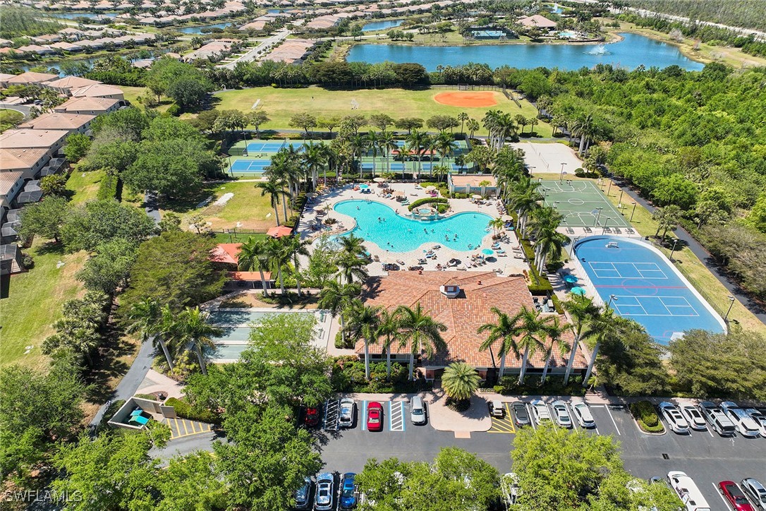 5 Bed Pool Home for Sale in Bella Terra, photo 40