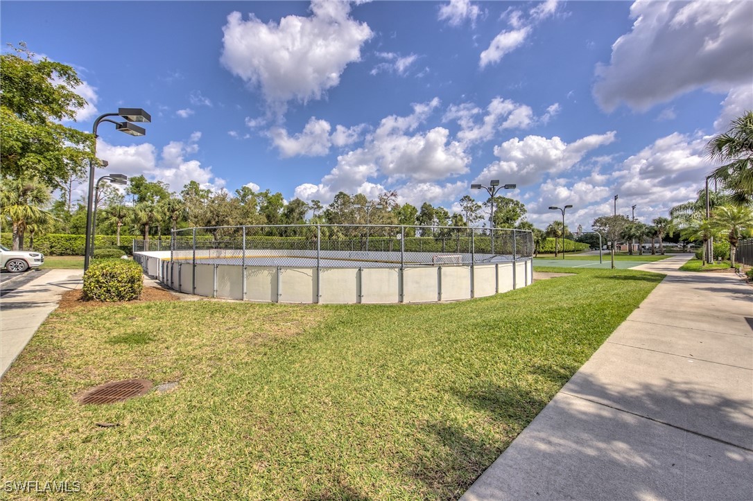2 Bed Condominium for Sale in Stoneybrook, FL, $279,900 — photo 40