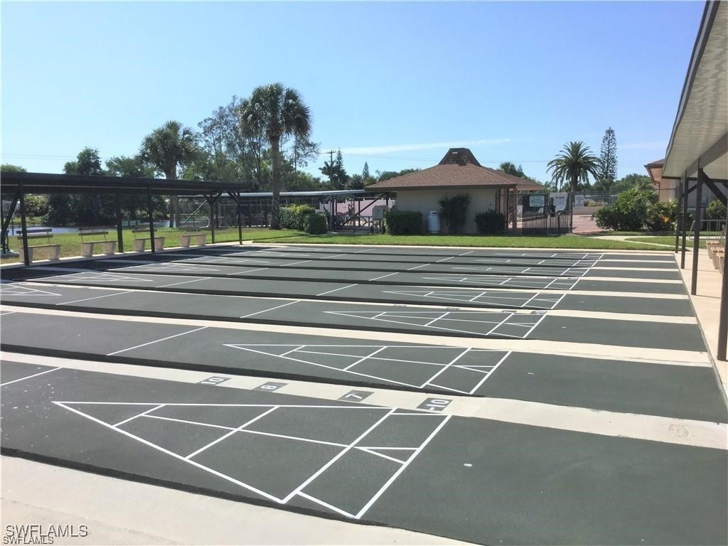 2 Bed ManufacturedHome for Sale in Naples, photo 40