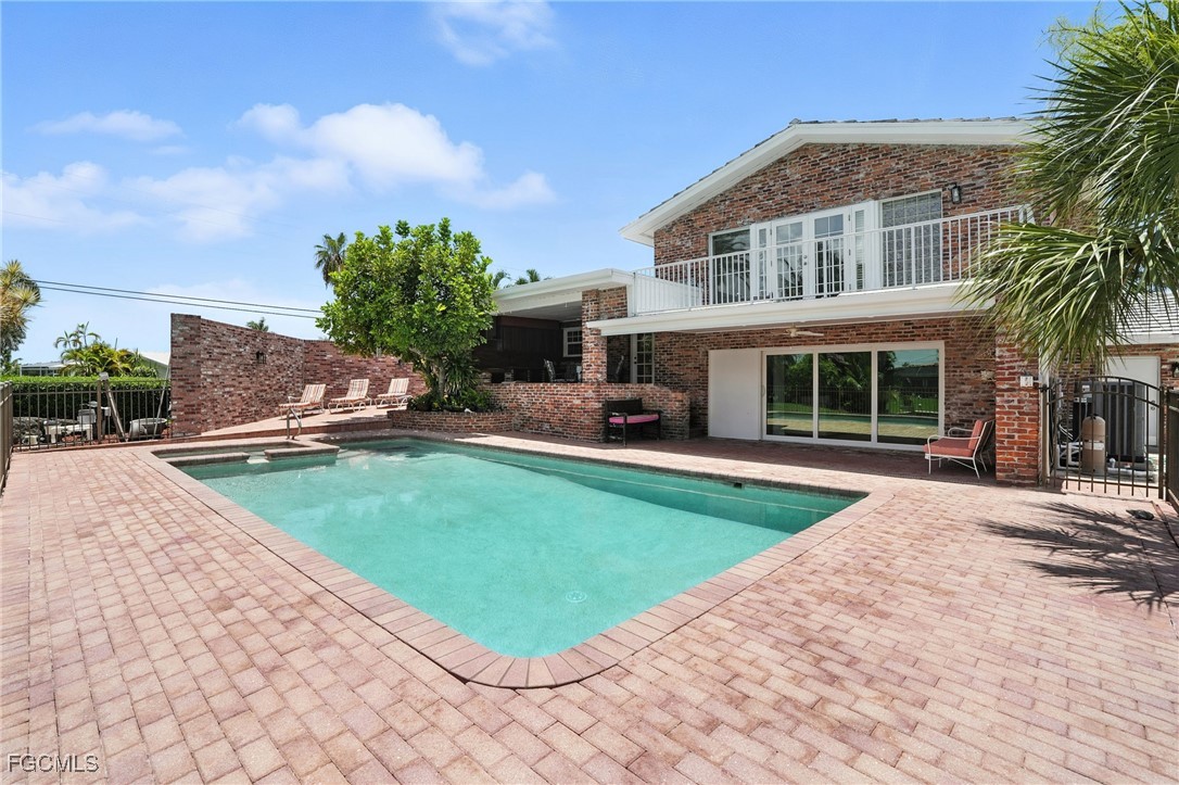 3 Bed Pool Home for Sale in Cape Coral, photo 40