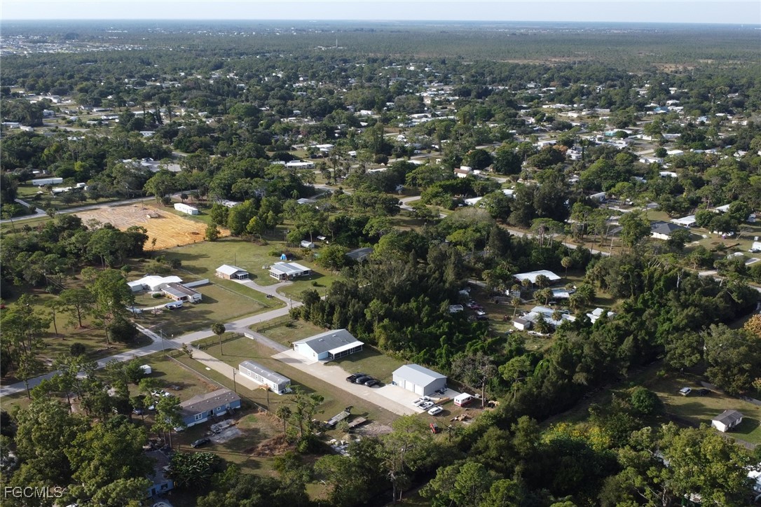 3 Bed SingleFamilyResidence for Sale in Not Applicable, FL — photo 40