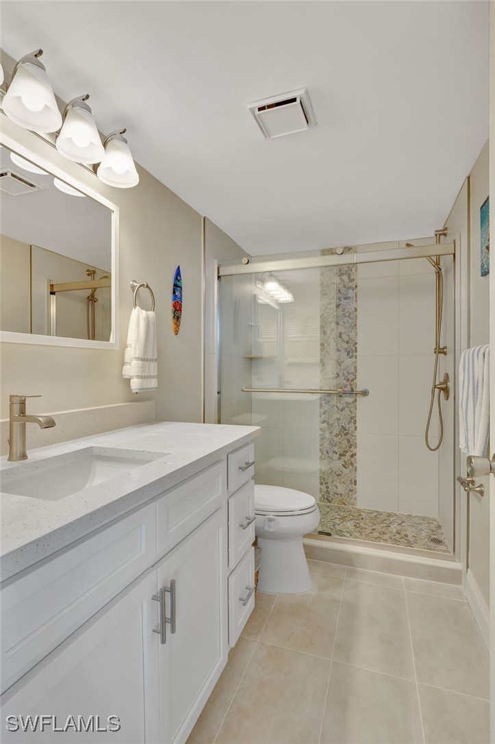 1 Bed Waterfront Home for Sale in Fort Myers Beach, photo 40