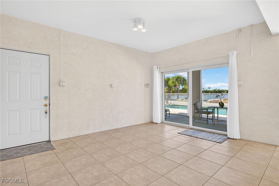 4 Bed Pool Home for Sale in Sanibel, photo 40