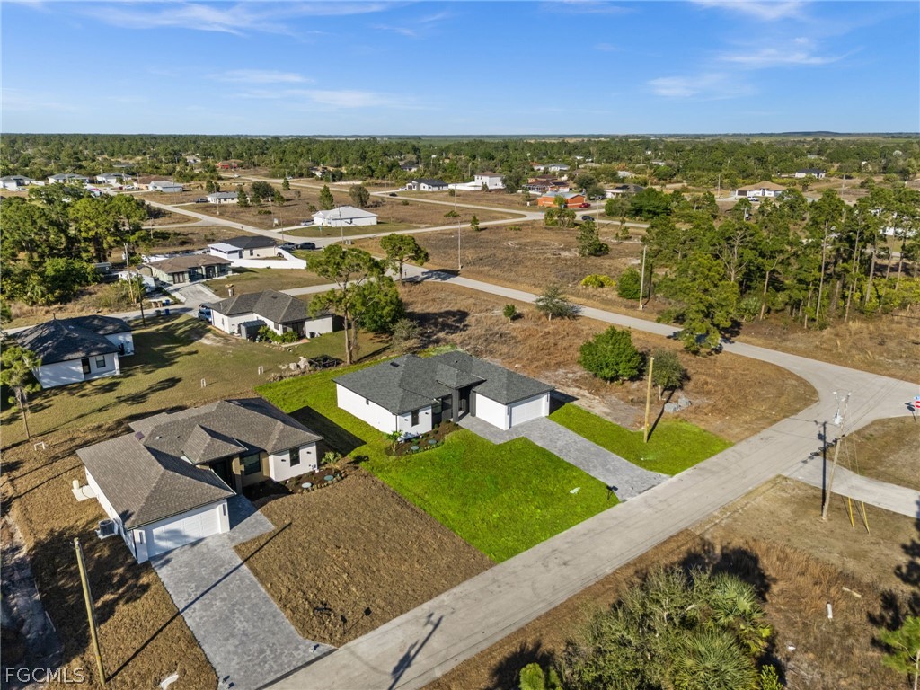 3 Bed SingleFamilyResidence for Sale in Lehigh Acres, photo 40