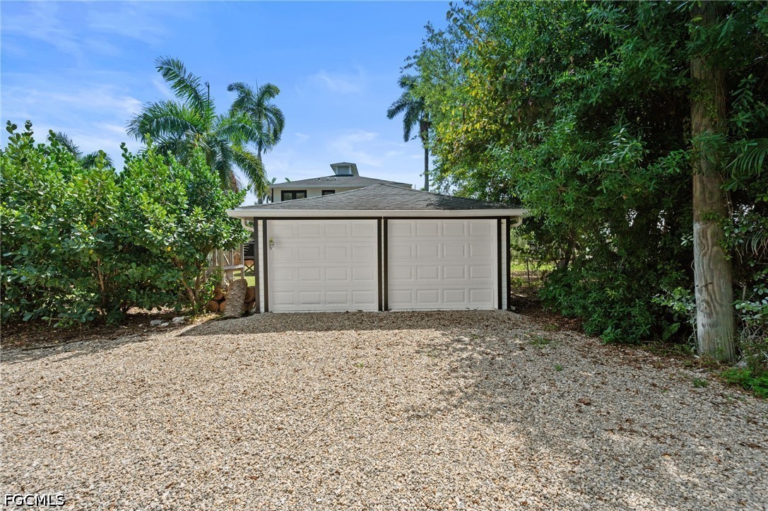 4 Bed SingleFamilyResidence for Sale in Dean Park, photo 40