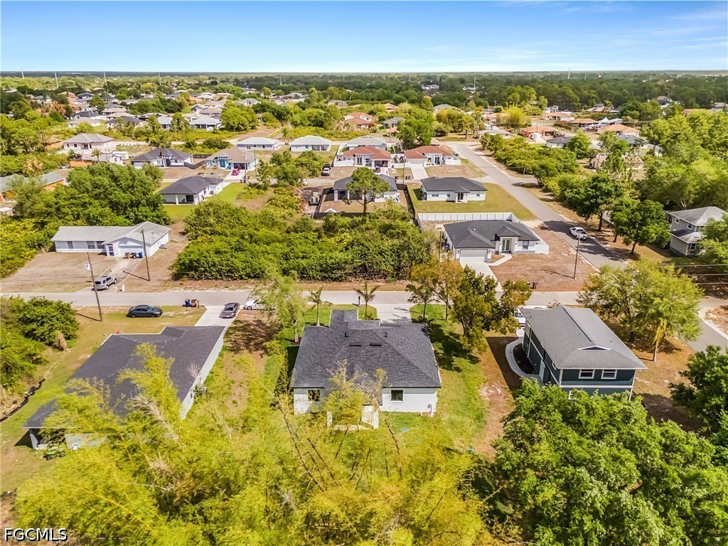 3 Bed SingleFamilyResidence for Sale in Lehigh Acres, photo 40