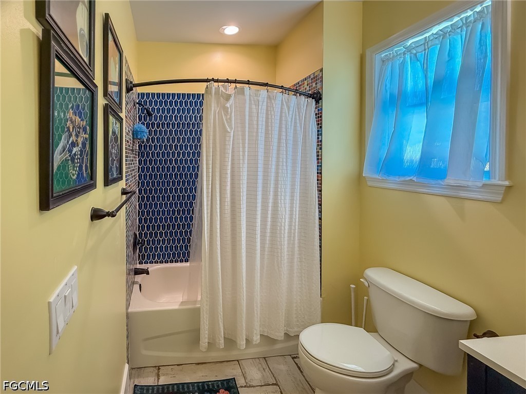 4 Bed Pool Home for Sale in Upper Captiva, photo 40