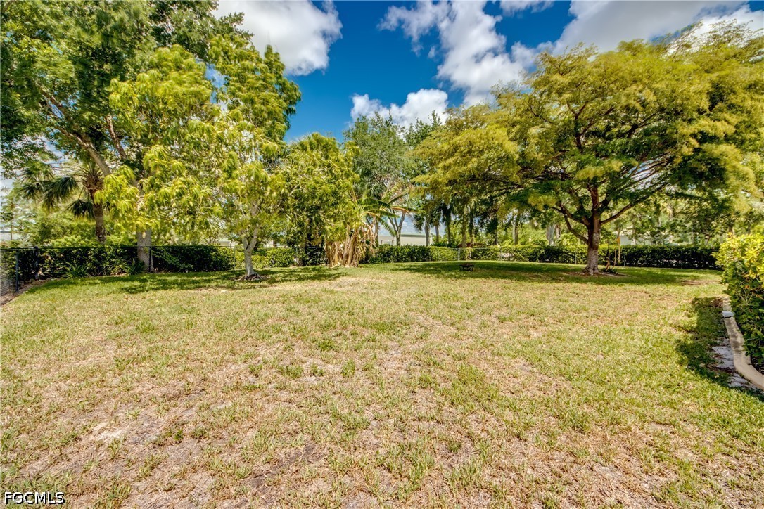 5 Bed SingleFamilyResidence for Sale in Fort Myers, FL — photo 40