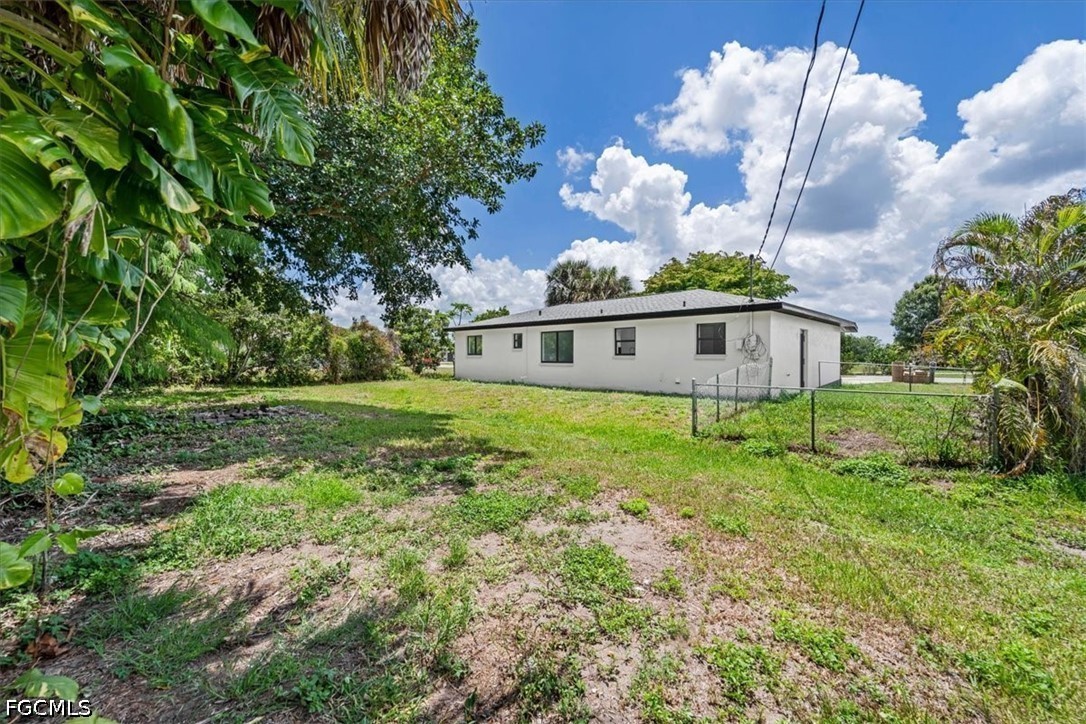 3 Bed SingleFamilyResidence for Sale in Fort Myers, photo 40