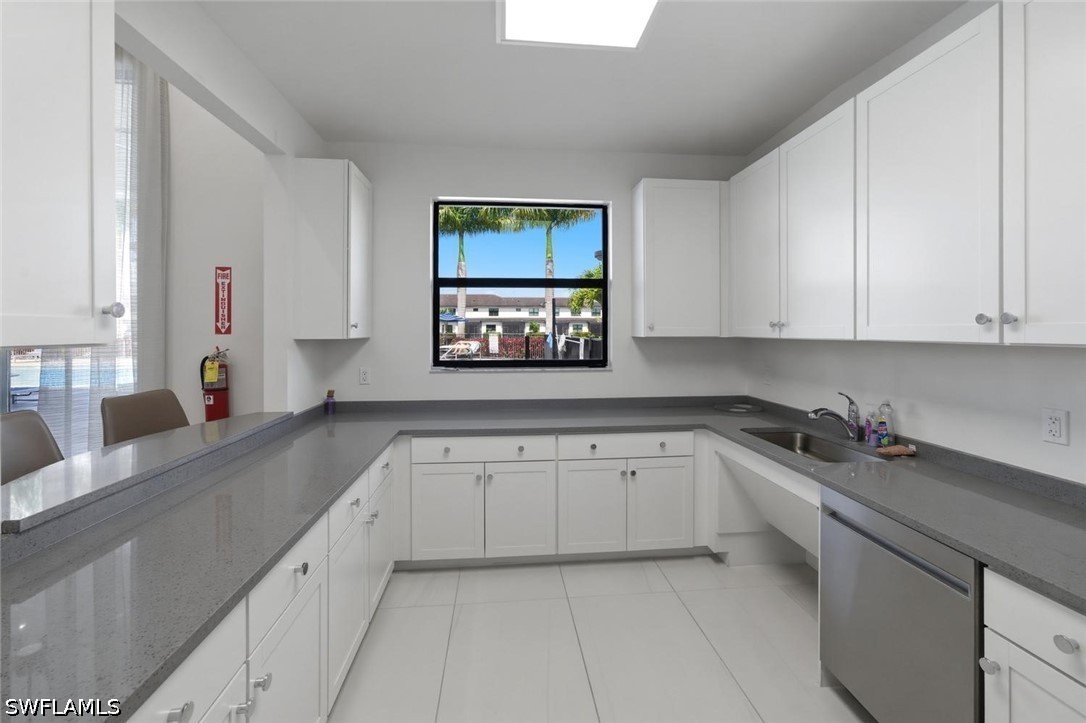 3 Bed Waterfront Home for Sale in Naples, photo 40