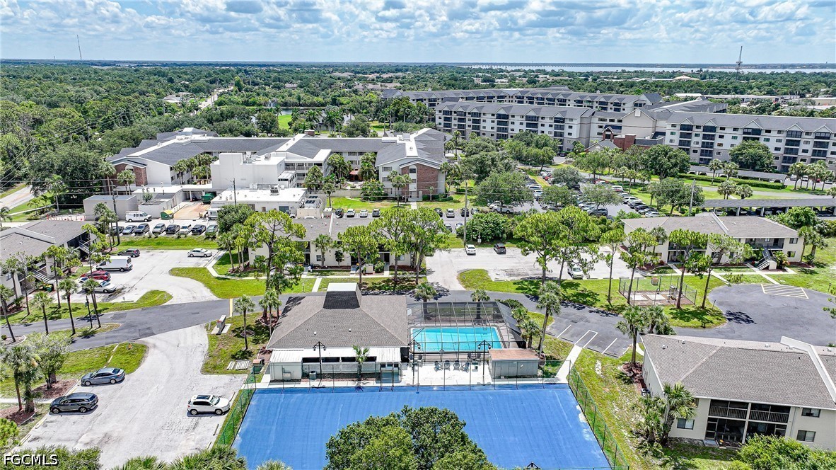 2 Bed Condominium for Sale in Westchester, photo 40