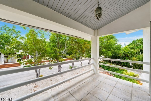 4 Bed Waterfront Home for Sale in Southwood, photo 40