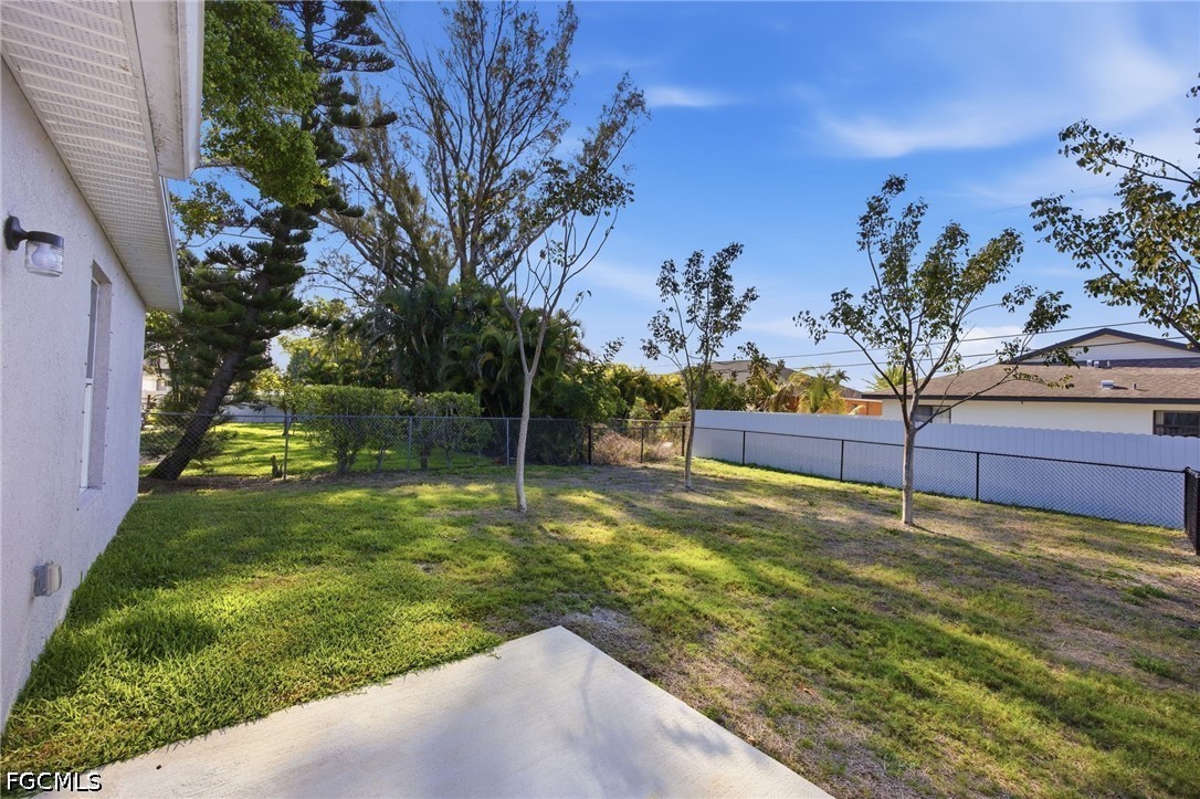 3 Bed Duplex for Sale in Cape Coral, photo 40