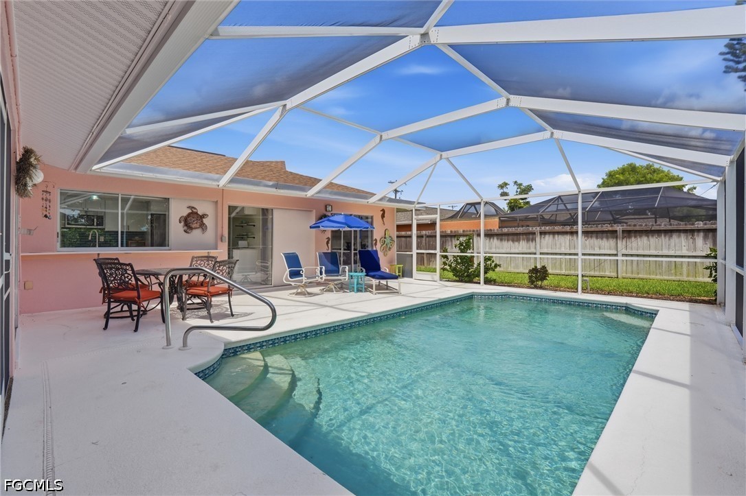 3 Bed Pool Home for Sale in Cape Coral, photo 40