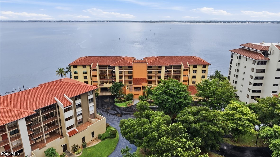 2 Bed Waterfront Home for Sale in Rivers Condo, FL, $320,000 — photo 40