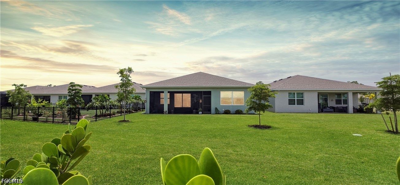 3 Bed SingleFamilyResidence for Sale in Coral Bay, FL — photo 40