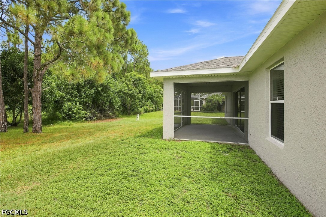 3 Bed SingleFamilyResidence for Sale in Mirror Lakes, FL — photo 40