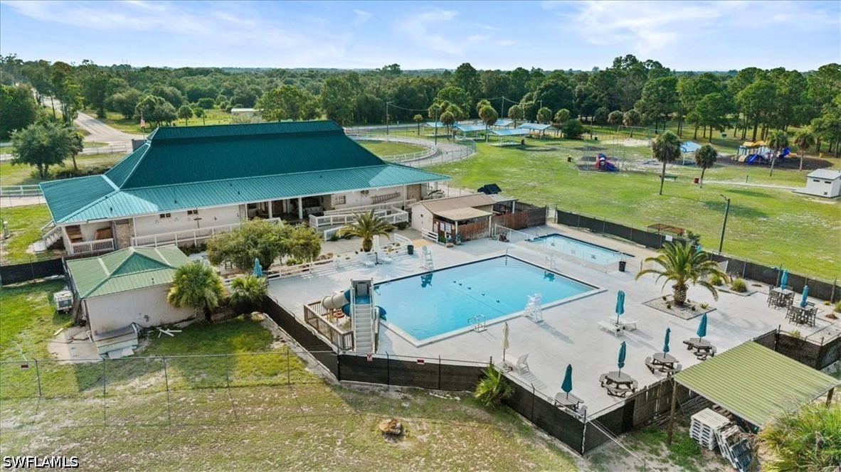 2 Bed SingleFamilyResidence for Sale in Clewiston, FL — photo 40