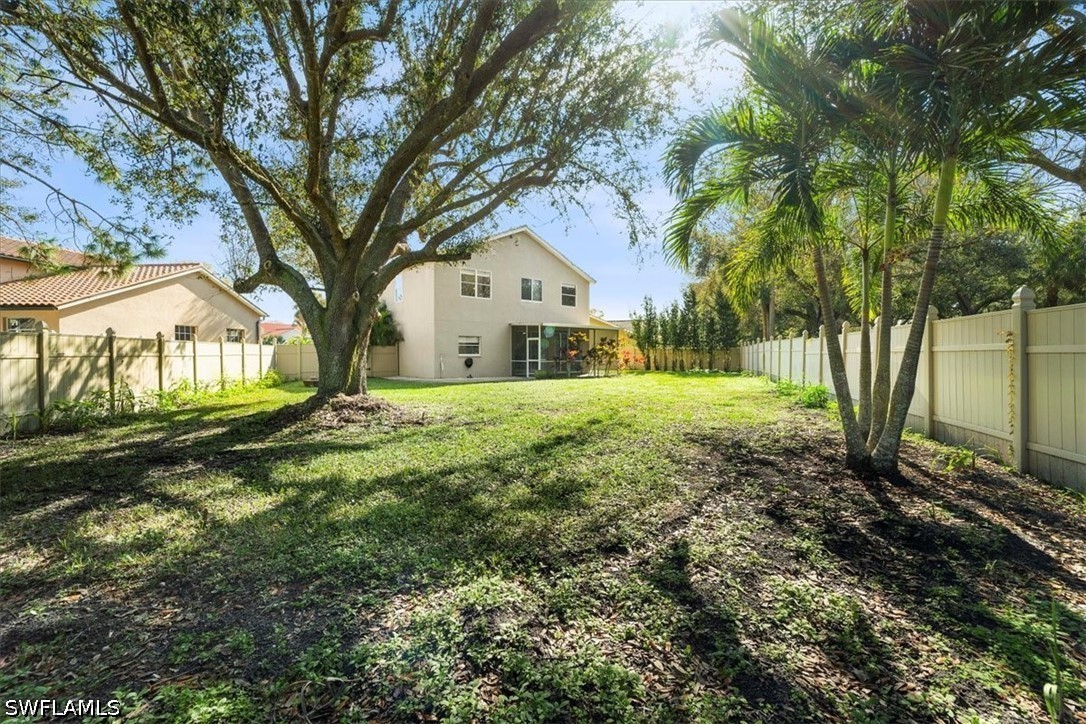 4 Bed SingleFamilyResidence for Sale in Eagle Pointe, FL — photo 40