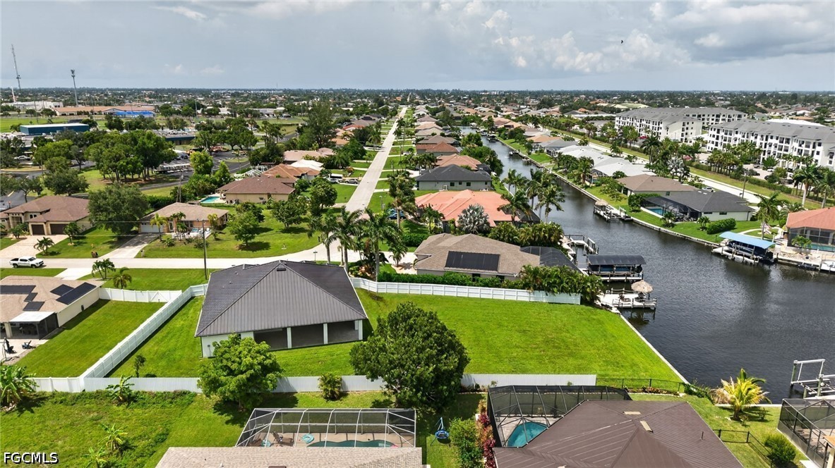 4 Bed Waterfront Home for Sale in Cape Coral, photo 40
