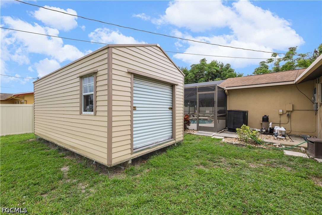 3 Bed Pool Home for Sale in Cape Coral, photo 40