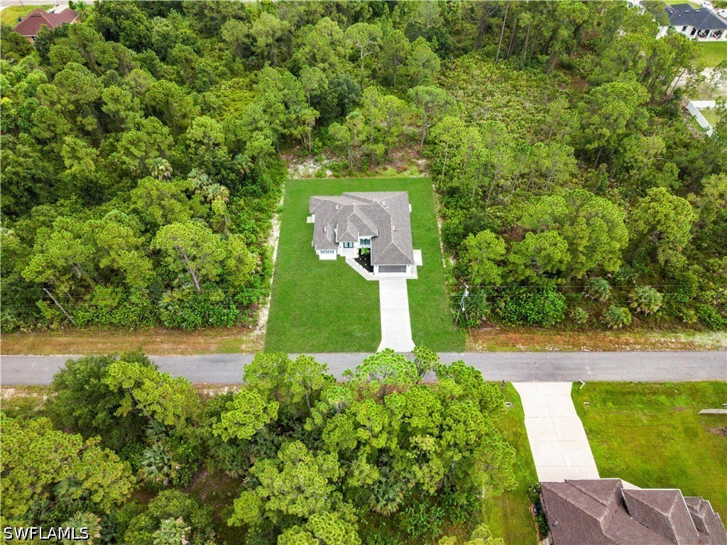 4 Bed SingleFamilyResidence for Sale in 900 Building, FL — photo 40