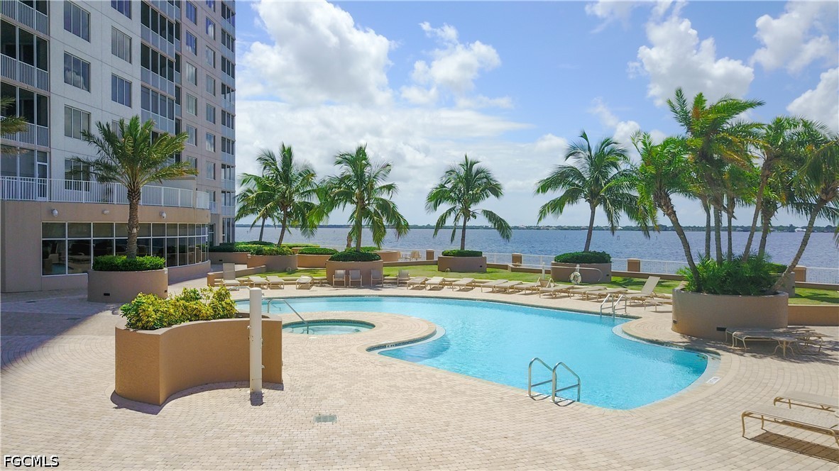 3 Bed Waterfront Home for Sale in Fort Myers, photo 40
