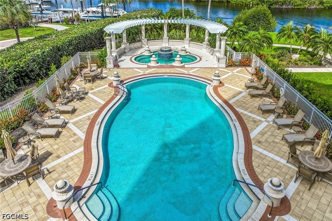 4 Bed Waterfront Home for Sale in Fort Myers, photo 40