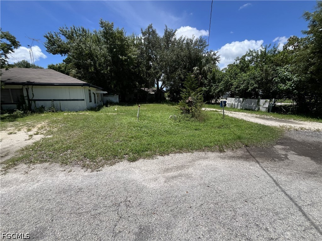 5 Bed Quadruplex for Sale in North Fort Myers, photo 40