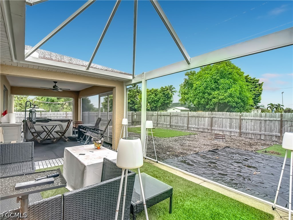 3 Bed SingleFamilyResidence for Sale in Cape Coral, photo 40